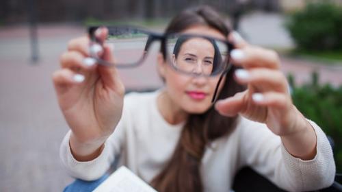 Así es como el confinamiento influye en el aumento de la miopía 