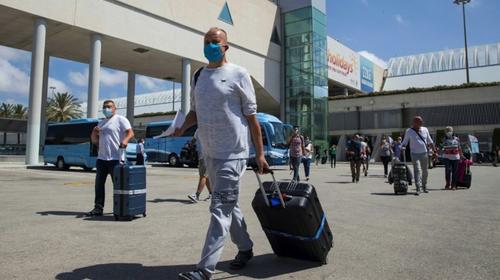 Europa abre fronteras, mientras crece temor a rebrote en China