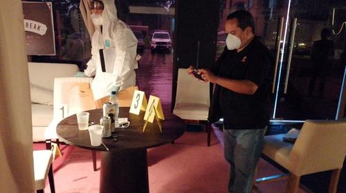 Salud busca a los asistentes de fiesta ilegal para hisopados