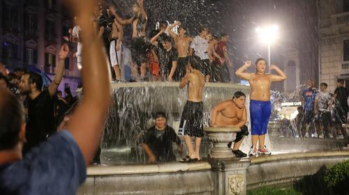 OMS condena masivas celebraciones de la Copa Italia