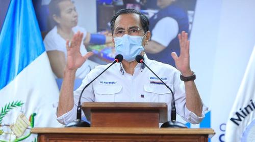 Críticas por reubicar en puesto público a exministro de Salud