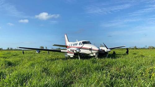 Ejército localiza posible narcoavioneta al norte de Petén
