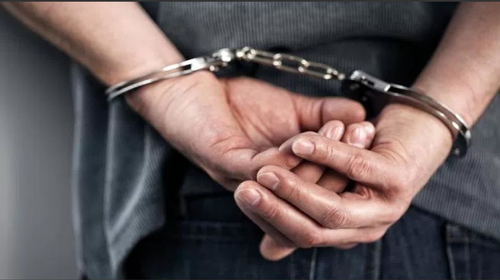 Capturan a pastor evang&eacute;lico por hacer servicio en toque de queda