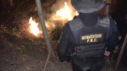 Oficial antinarcótico de PNC muere por Covid-19