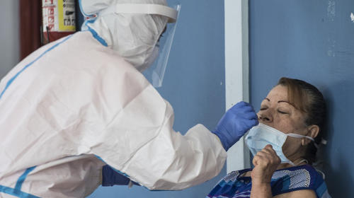 ¿Por qué Salud reportó más de mil casos de Covid-19 este viernes?