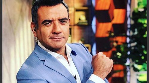 Héctor Sandarti da detalles del programa que conducirá en México