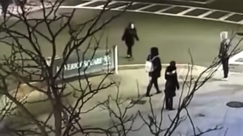 Mujeres atacan a madre e hija por hablar espa&ntilde;ol en Boston