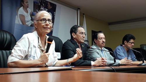 Gobierno pide no abarrotar los hospitales por el Coronavirus