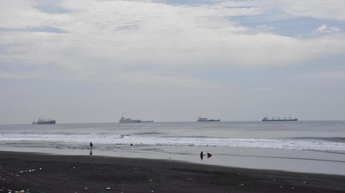 La misteriosa muerte de un joven en la playa del Puerto San José