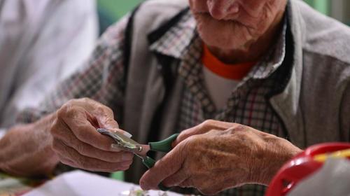 Covid-19: Gobierno prohíbe que ancianos se presenten a trabajar