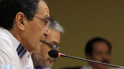 Giammattei le ordena al ministro de Salud no acudir al Congreso