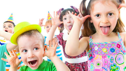 &iquest;Ni&ntilde;os en&eacute;rgicos en casa? Mira estos juegos y disfruta con ellos