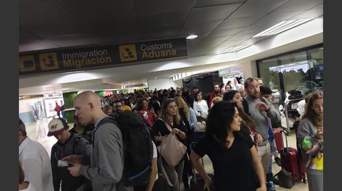 Autoridades confirman 12 guatemaltecos varados en Per&uacute;