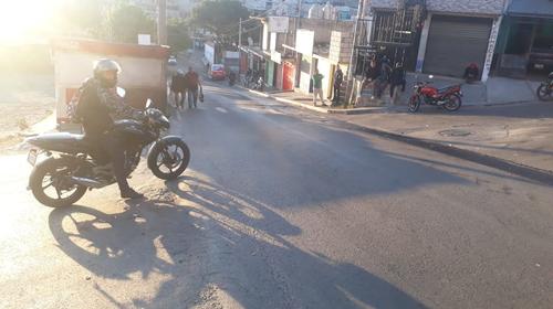 El noble gesto de un joven motorista ante la emergencia