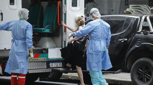 La mujer que perdió a sus padres en 15 días en España