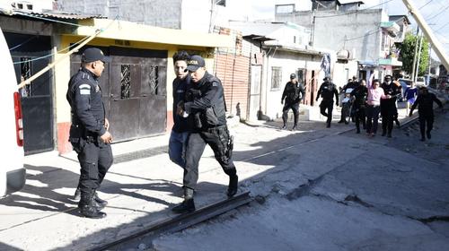 Reportan las primeras capturas por infringir toque de queda 