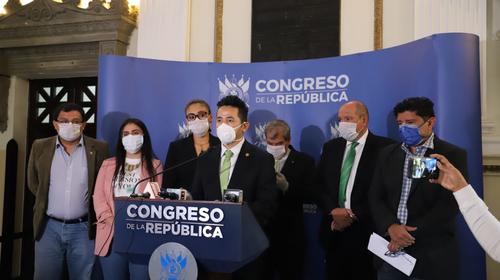 Covid-19: UNE propone exonerar impuestos y fijar precios tope