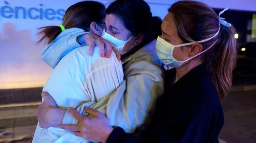 España bate su récord diario de muertes por coronavirus