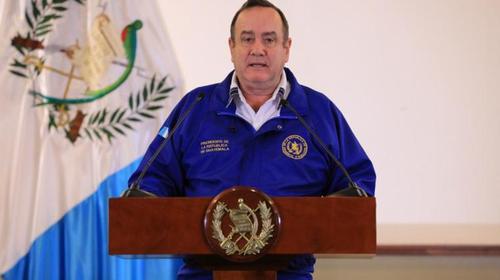 Giammattei confirma 2 casos m&aacute;s, el n&uacute;mero se eleva a 36