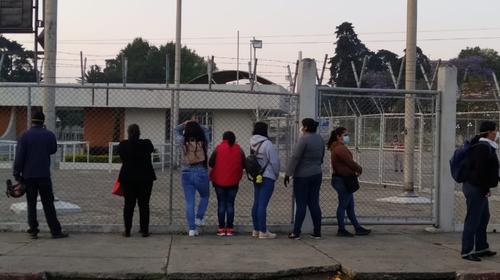 M&eacute;dicos acuden al llamado para atender pacientes con Covid-19