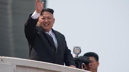 Reaparece l&iacute;der norcoreano Kim Jong-un tras 3 semanas de ausencia