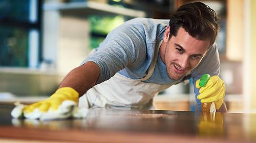 Conoce las diferencias entre limpiar y desinfectar