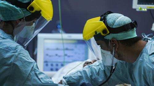 Fundesa dona mascarillas para personal de salud en Guatemala