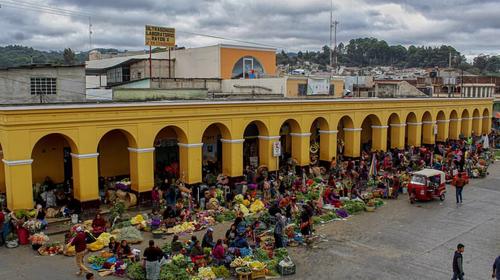 Instalan cord&oacute;n sanitario en colonia de San Juan Sacatep&eacute;quez