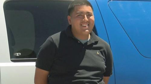 Joven devuelve US$135 mil que encontró en una bolsa en EE.UU.