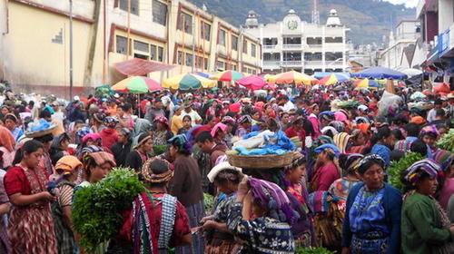 Cierran todos los mercados de Xela por precauci&oacute;n por el Covid-19