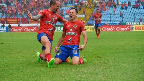 El regreso de Marco Pappa no es prioridad para Municipal 