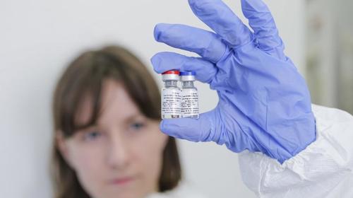Rusia afirma que su vacuna contra el Covid-19 es eficaz en un 92%