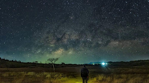 El mejor lugar para tomar fotos nocturnas cerca de la ciudad