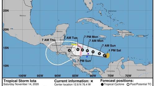 Iota cambia levemente su trayectoria y amenaza a El Salvador 