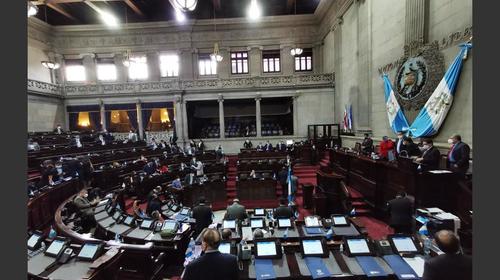 Diputada justifica construcción de un edificio para el Congreso
