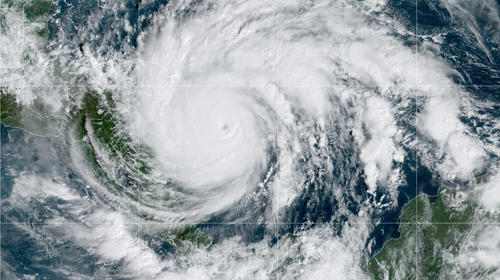 Insivumeh: "Iota llegaría a Guatemala como depresión tropical"