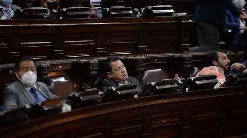 Presupuesto 2021: Diputados se quedan dormidos durante aprobación