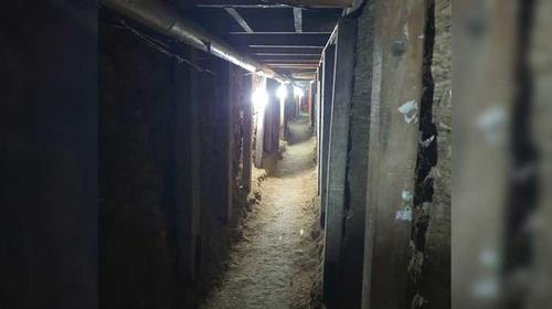 Descubren t&uacute;nel cavado para robar millones de d&oacute;lares en M&eacute;xico