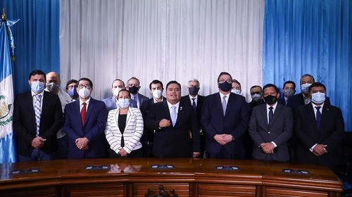 ¿Quiénes llegaron (y quiénes no) a la reunión del Congreso?