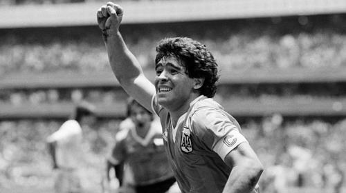 Diego Armando Maradona falleció, aseguran medios en Argentina