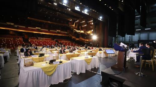 Congreso: Diputados sesionan nueve minutos y no logran avances