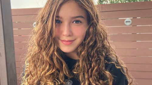 Hija de Andrea Legarreta debuta como cantante y as&iacute; luce