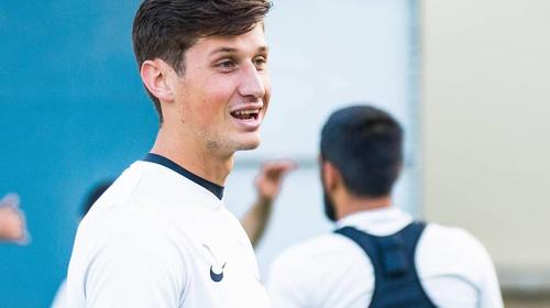 Nicholas Hagen aparece en imagen publicitaria en Azerbaiy&aacute;n