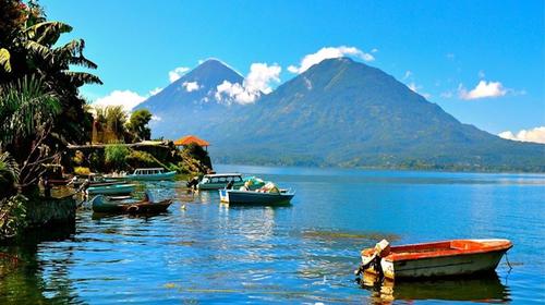 Denuncian contaminaci&oacute;n por drenajes que llegan a Lago de Atitl&aacute;n