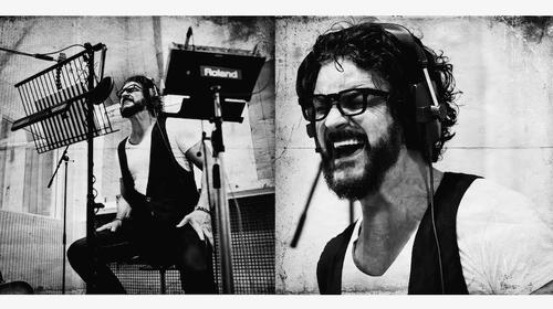 Ricardo Arjona muestra el proceso para componer sus letras