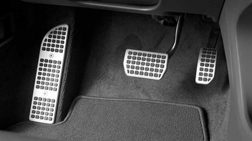 Cómo cuidar los frenos de tu automóvil y cuándo revisarlos 