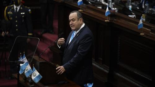 Revelan listado de asistentes a reunión secreta con Giammattei