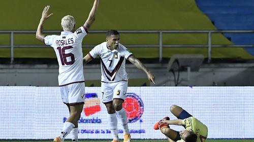 Defensor de Colombia protagoniza espeluznante lesión