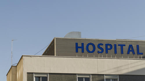 Guatemalteco sufre accidente en EE. UU. y buscan a su familia 