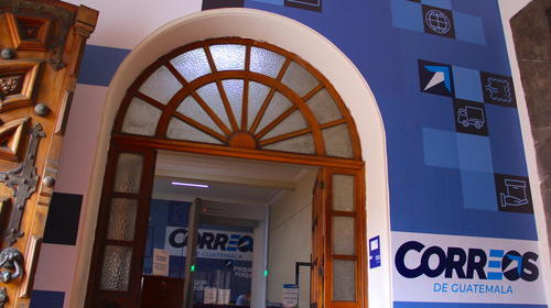 Correos presenta su nueva imagen en el D&iacute;a Mundial del Correo